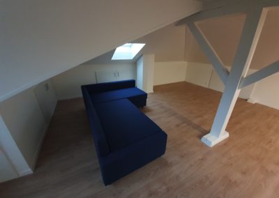 Parquet, lambris, velux, meuble bois