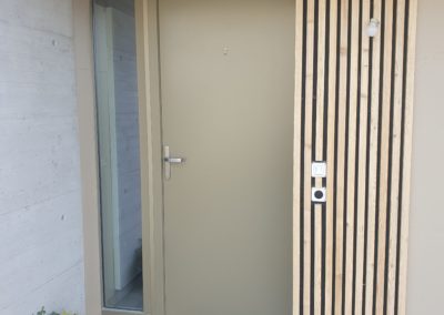 Porte d'entrée et Bardage claire-voie