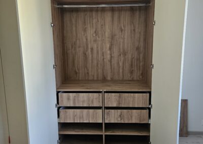 Armoire